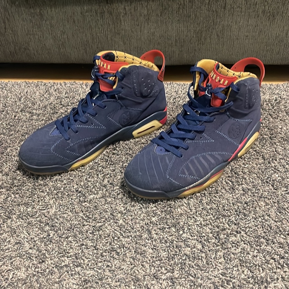 2009 Doernbecher Jordan 6 - Picture 3 of 7
